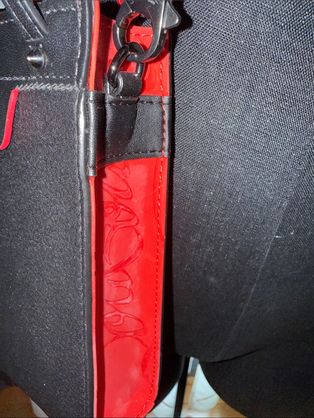 Christian Louboutin Black Crossbody Phone Pouch with Red Trim - Picture 4 of 7